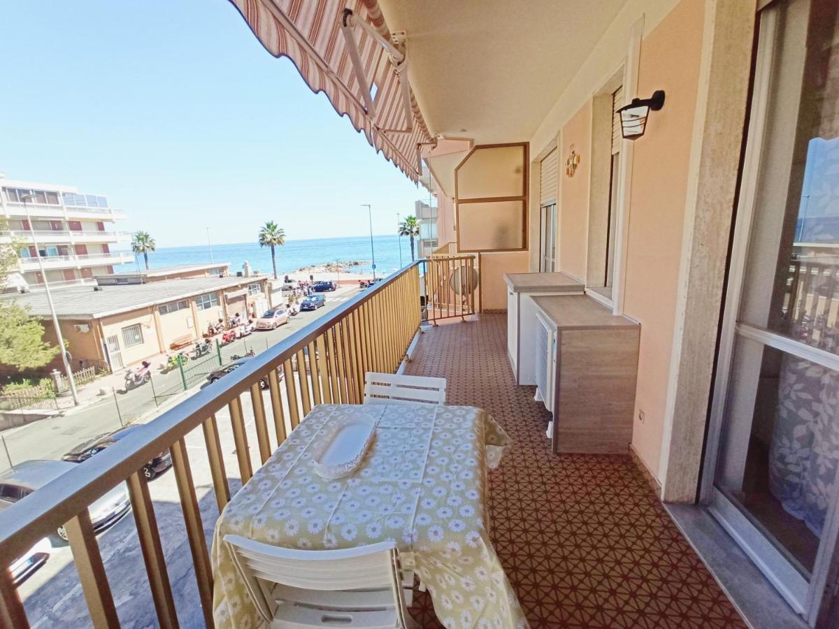 Appartamento Bellavista Ventimiglia Luaran gambar